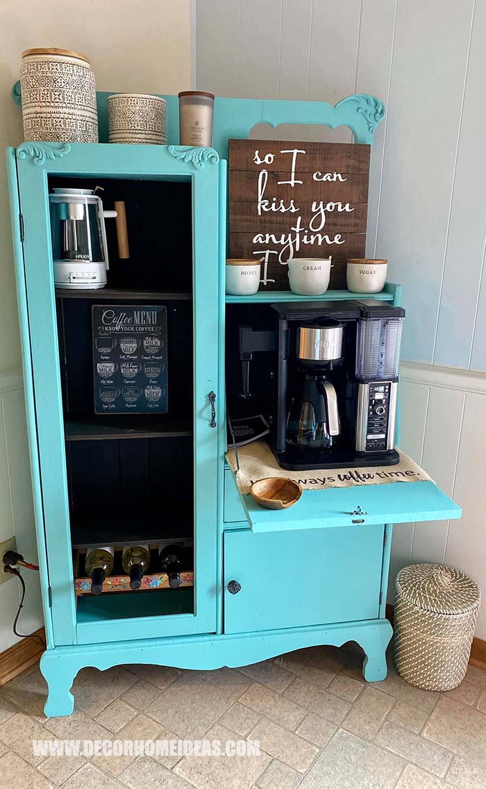 Antique Coffee Bar Painted In Turquoise #coffeebar #antique #decorhomeideas