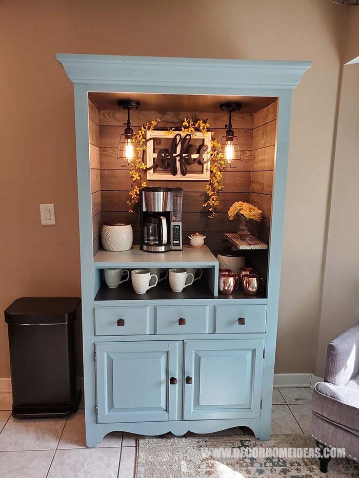 Coffee Bar Made From Hutch. Perfect coffee station for all coffee and tea lovers. #coffee #coffeebar #makeover #decorhomeideas