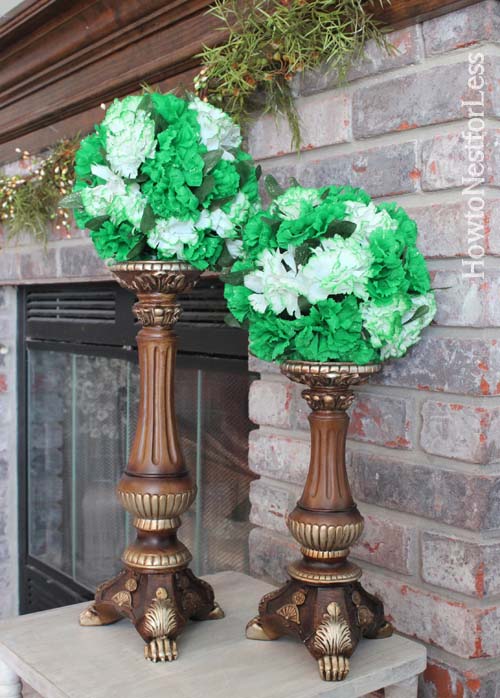 DIY Kissing Balls #stpatrick #diy #dollarstore #decorhomeideas