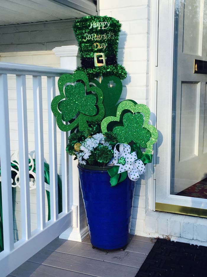 DIY Planter for St. Patricks Day #stpatrick #diy #dollarstore #decorhomeideas