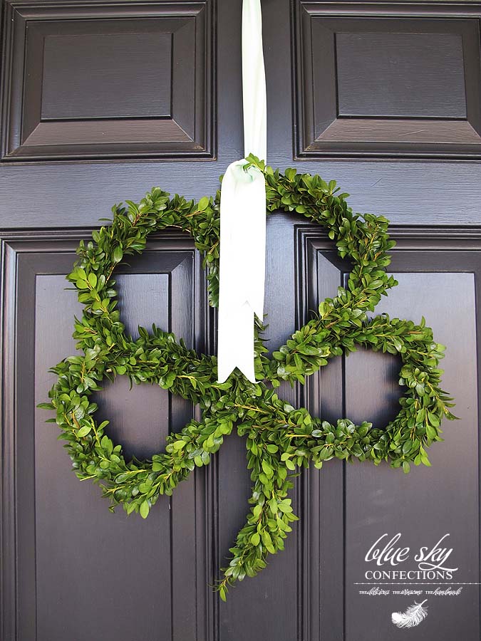 Four Leaf Wreath #stpatrick #diy #wreath #decorhomeideas