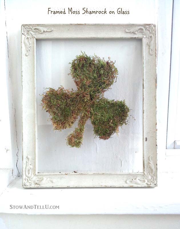 Framed Moss Shamrock #stpatrick #diy #dollarstore #decorhomeideas