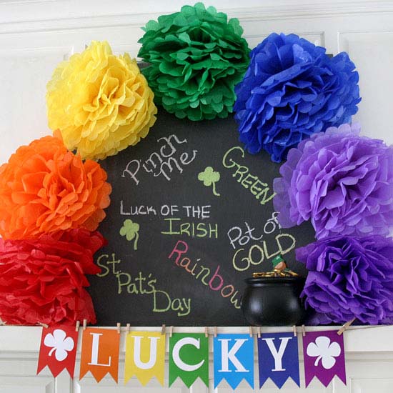 Rainbow Theme St. Patrick's Day Mantel #stpatrick #diy #decor #decorations #decorhomeideas