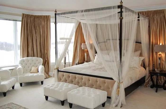 Romantic Canopy Bed For Womens' Bedroom #women #bedroom #feminine #decor #decorhomeideas