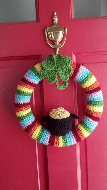 St. Patty's Wreath Crochet #stpatrick #diy #decor #decorations #decorhomeideas