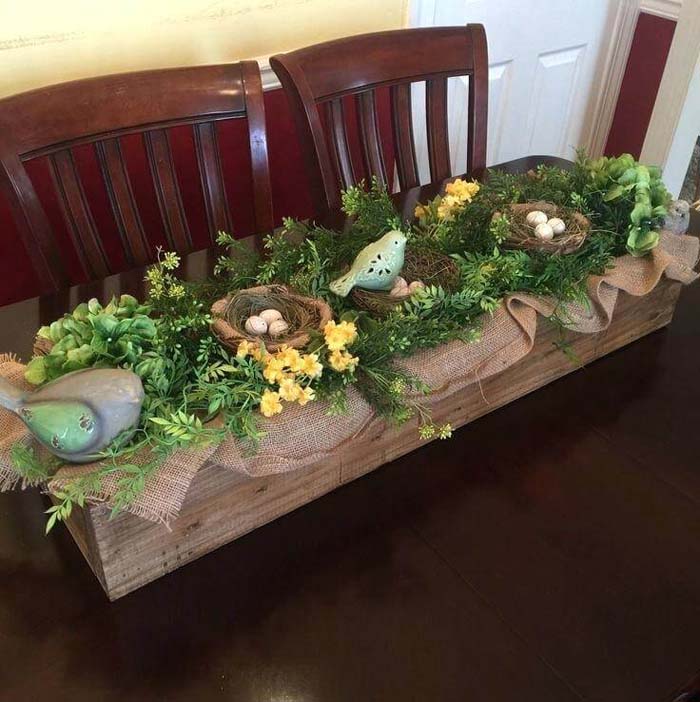 Burlap-lined Wood Box Centerpiece with Nests #easter #diy #rustic #decor #decorhomeideas