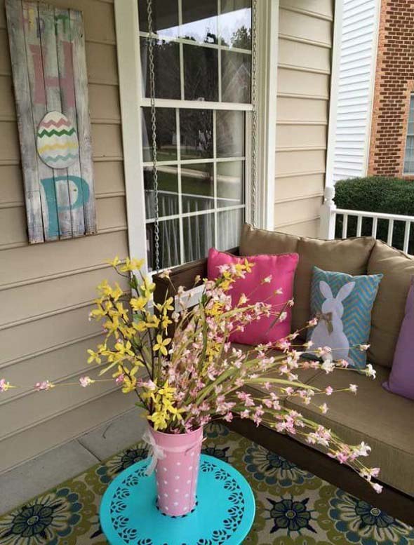 Cozy Easter Porch #easter #diy #porch #decor #decorhomeideas