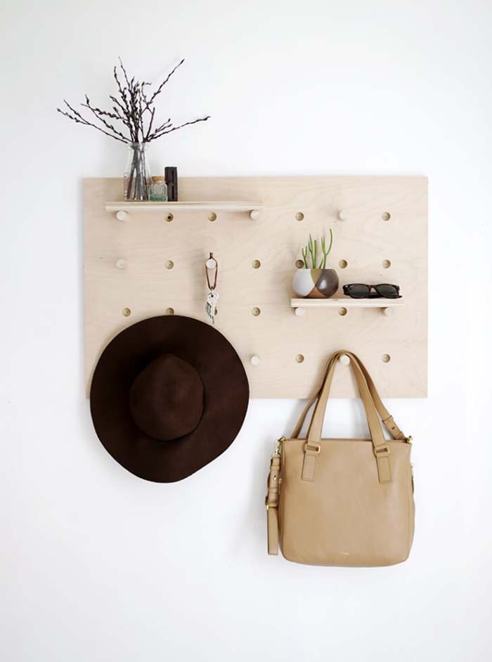 DIY Pegboard Bag and Hat Organizer #hatrack #diy #organizer #decorhomeideas