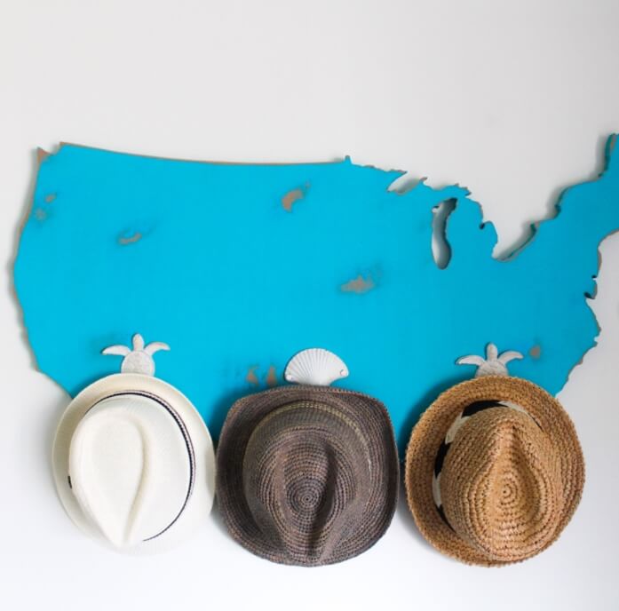 DIY World Map Hat Rack #hatrack #diy #organizer #decorhomeideas