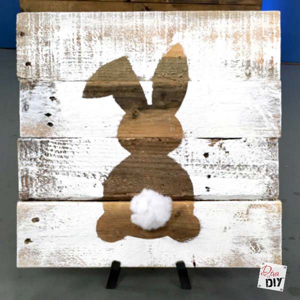 Easter bunny decoration sign #easter #diy #wood #crafts #decorhomeideas