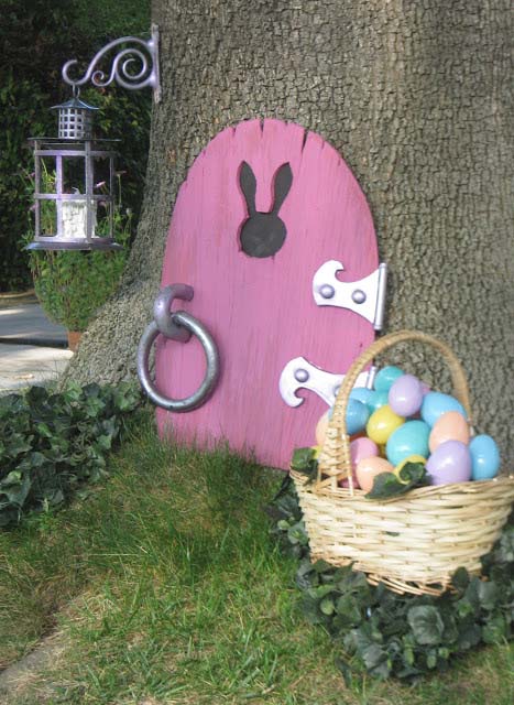 Easter Bunny Moves In #easter #diy #wood #crafts #decorhomeideas