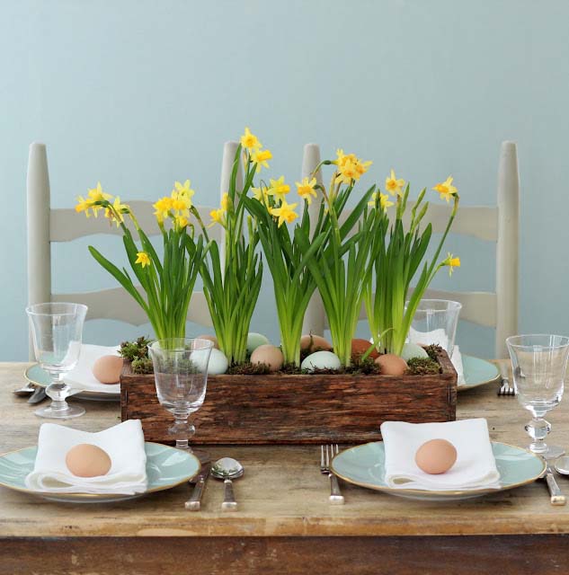 Easter Egg Hunt Centerpiece #easter #diy #centerpiece #decorhomeideas