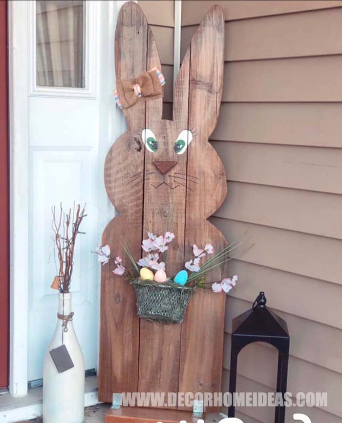 Easter Front Porch Bunny #diy #easter #bunny #porch #decorhomeideas