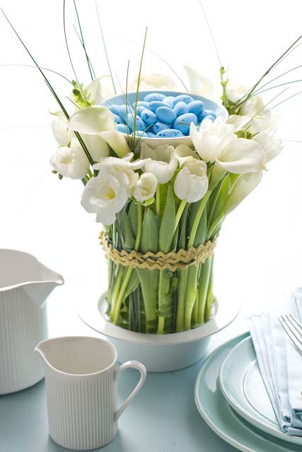 Easy Easter Arrangement #easter #diy #centerpiece #decorhomeideas