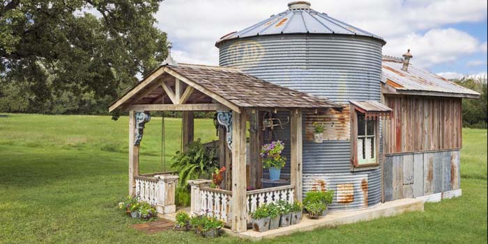 Grain Silo Converted Guesthouse 1