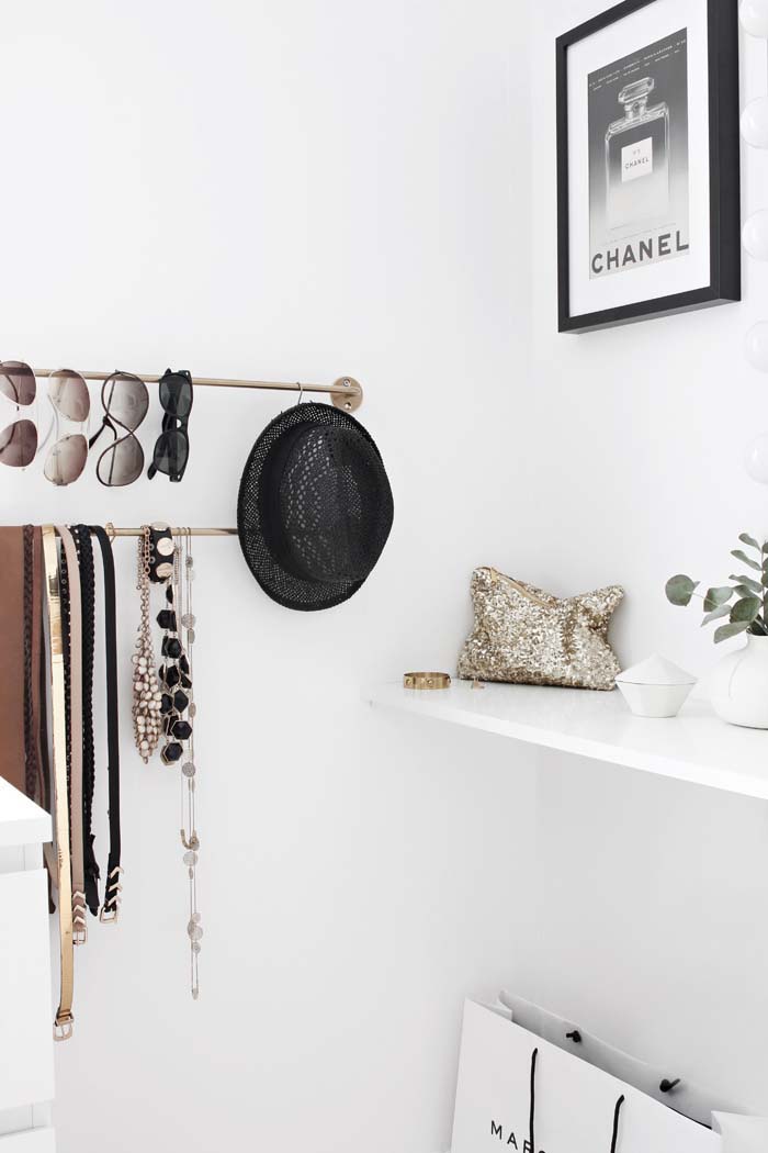 Hat and Clothes Hook Hanger #hatrack #diy #organizer #decorhomeideas