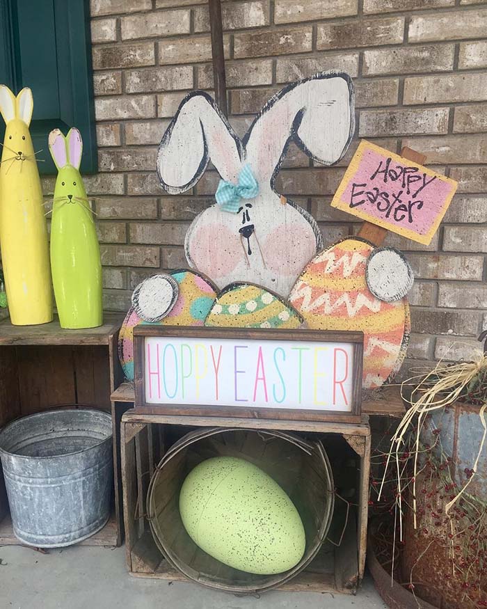 Hoppy Easter Front Porch Decor #easter #diy #porch #decor #decorhomeideas