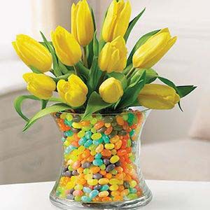 Jelly Bean Floral Arrangement #easter #diy #centerpiece #decorhomeideas