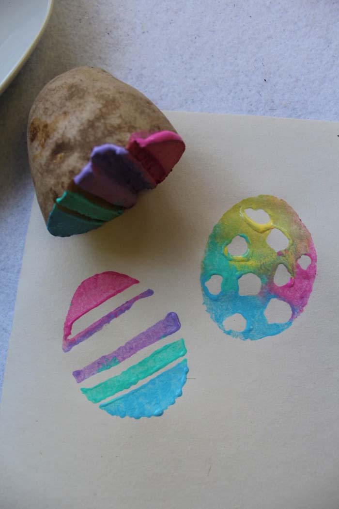 Potato Stamp Easter Eggs #easter #diy #dollarstore #crafts #kids  #decorhomeideas