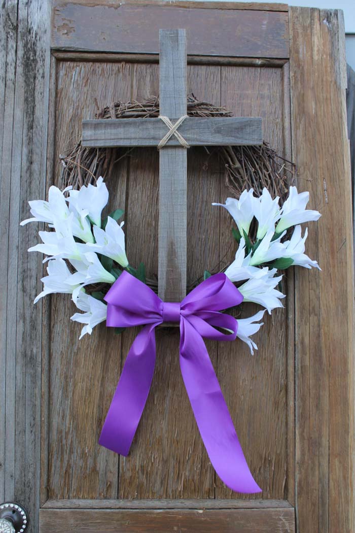 Rustic Cross Wreath #easter #diy #rustic #decor #decorhomeideas