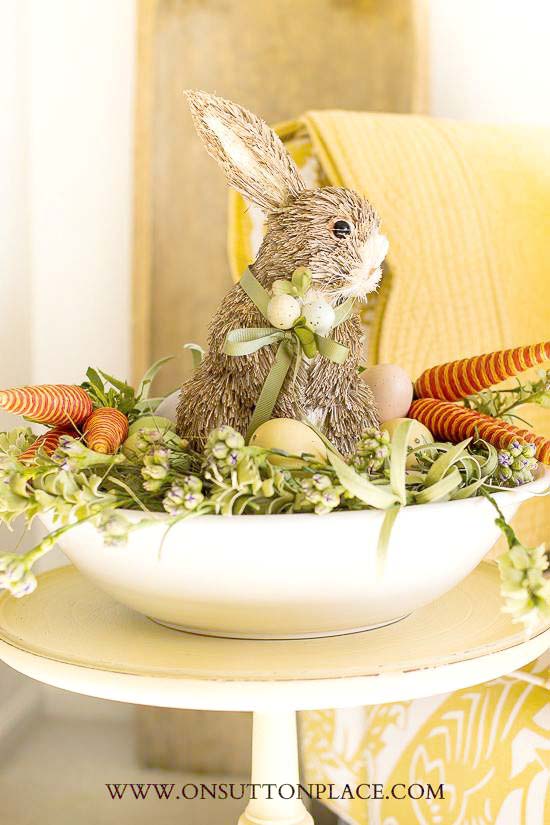 Spring Bunny Centerpiece #easter #diy #centerpiece #decorhomeideas