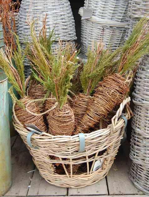 Twine Carrots in a Basket #easter #diy #rustic #decor #decorhomeideas