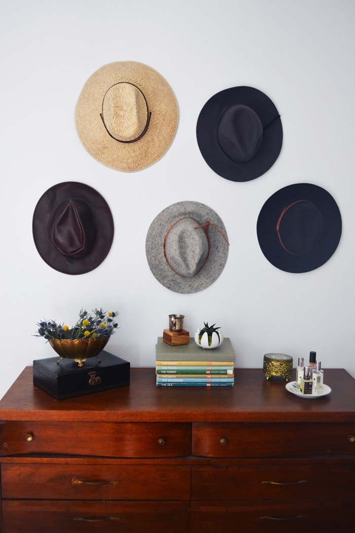 Vintage Ranch Hat Rack #hatrack #diy #organizer #decorhomeideas