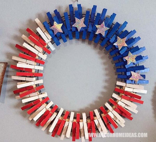 4th Of July Clothespin Wreath #diy #clothespin #wreath #crafts #decorhomeideas