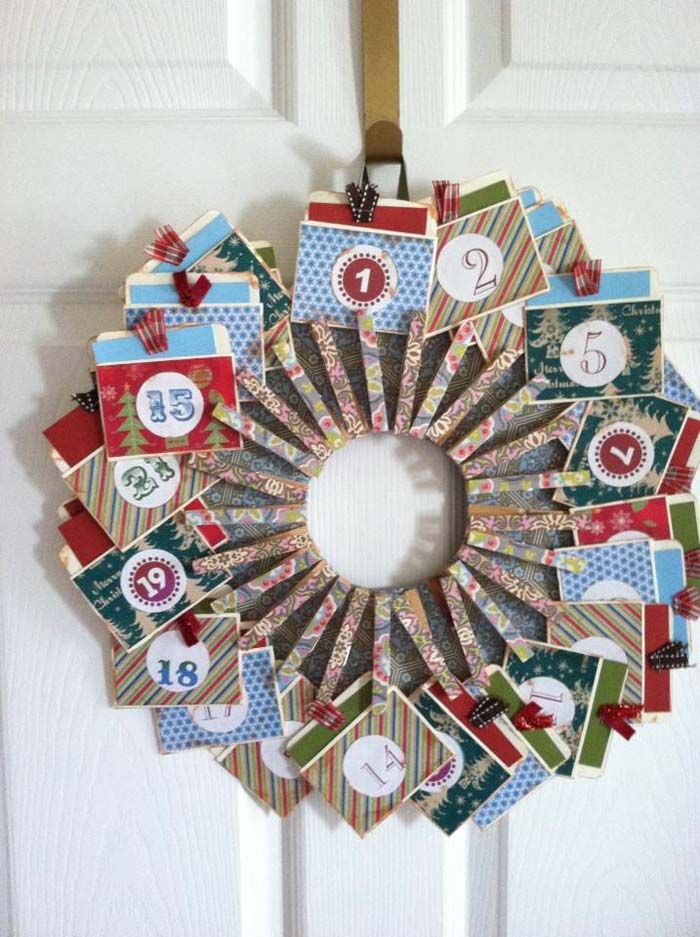 Wreath From Clothespins With Date Cards #diy #clothespin #wreath #crafts #decorhomeideas