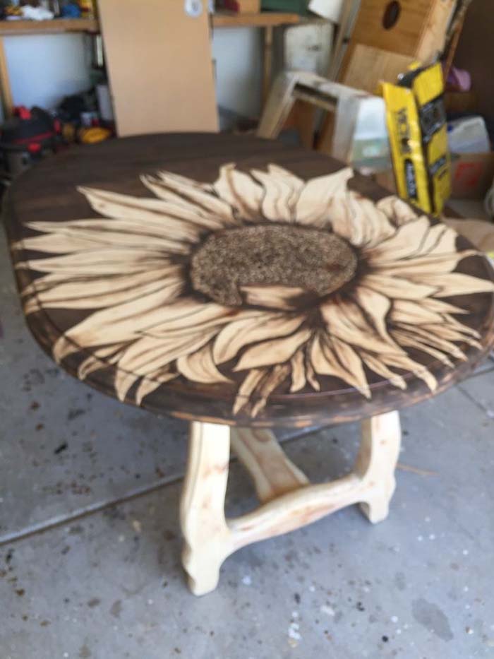 DIY Table Sunflower Stain Shading