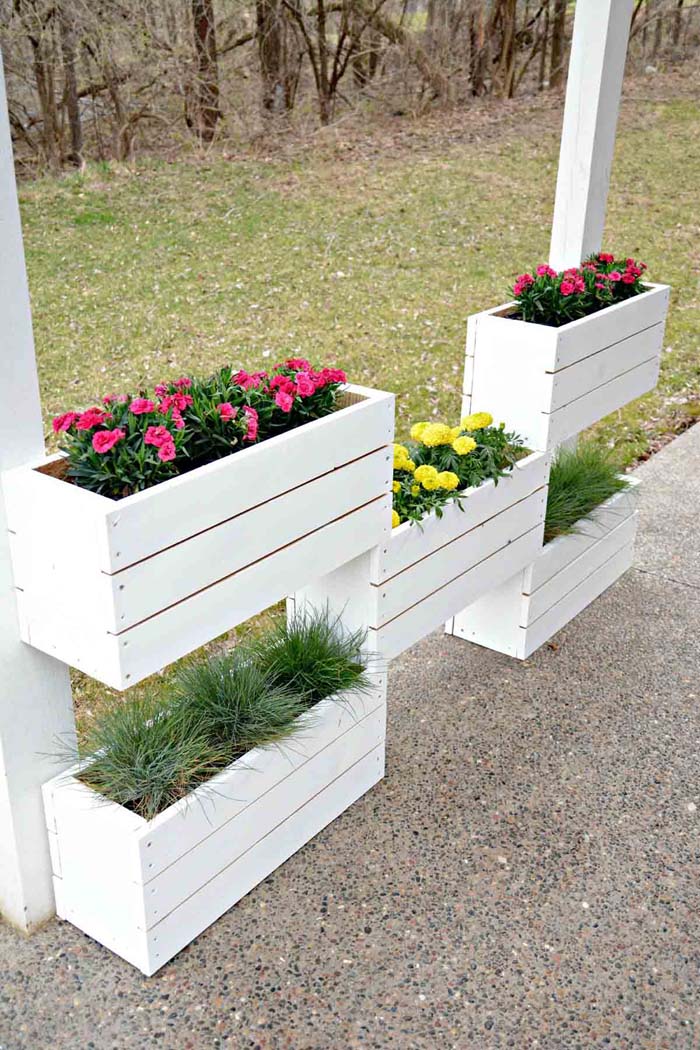 DIY Tiered Wood Flower Boxes #diy #planter #wood #flower #pallet #decorhomeideas