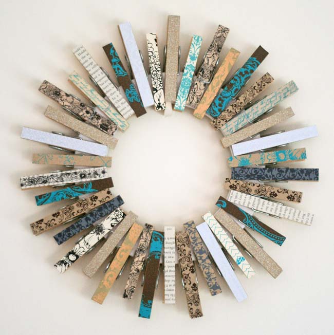 Morrocan Ornaments On Clothsepins Wreath #diy #clothespin #wreath #crafts #decorhomeideas