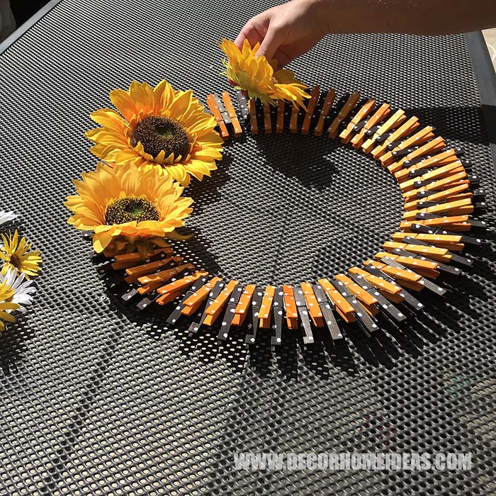 Sunflower Clothespin Wreath Step 5