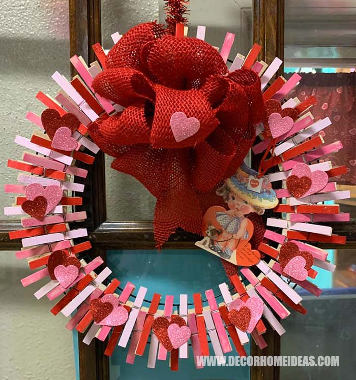 Valentines Day Diy Clothespin Wreath #diy #clothespin #wreath #crafts #decorhomeideas