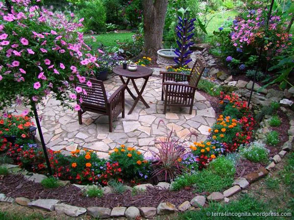 Backyard Bed Edgings With Pebbles