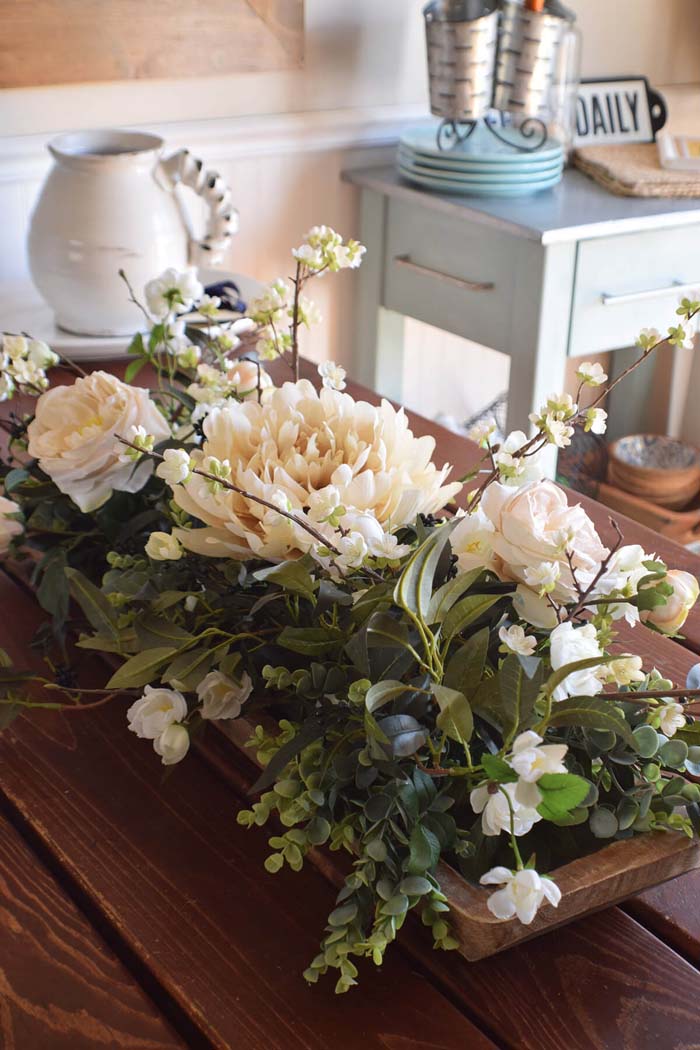 Best Rustic Home Decor Floral Centerpiece #diy #rustic #summer #decorations #decorhomeideas