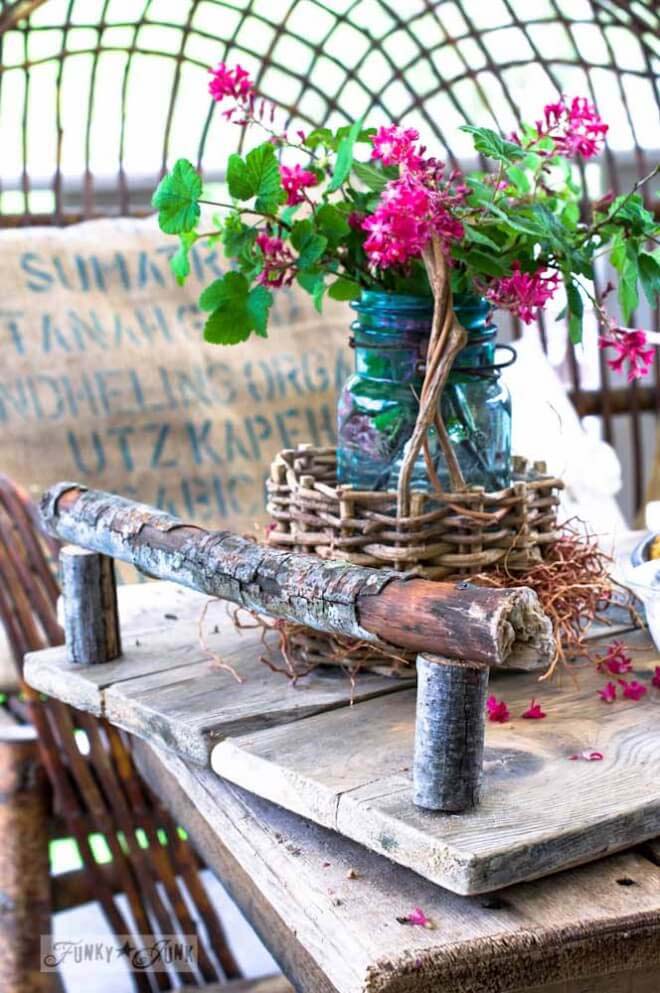 Branch Handled Barn Wood Serving Tray #diy #porch #patio #projects #colorful #decorhomeideas