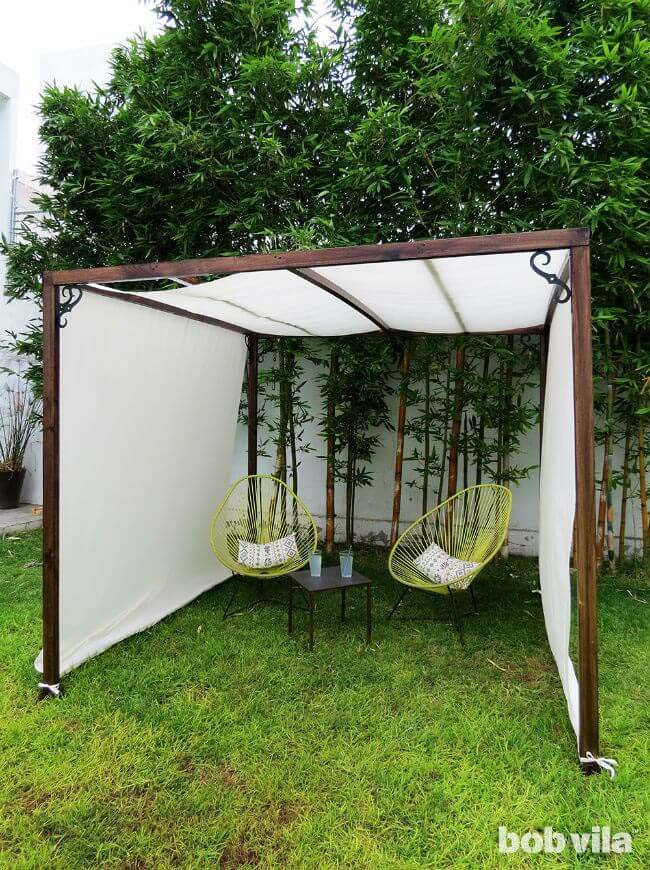 DIY Breezy Outdoor Room #diy #sunshade #patio #backyard #pergola #decorhomeideas