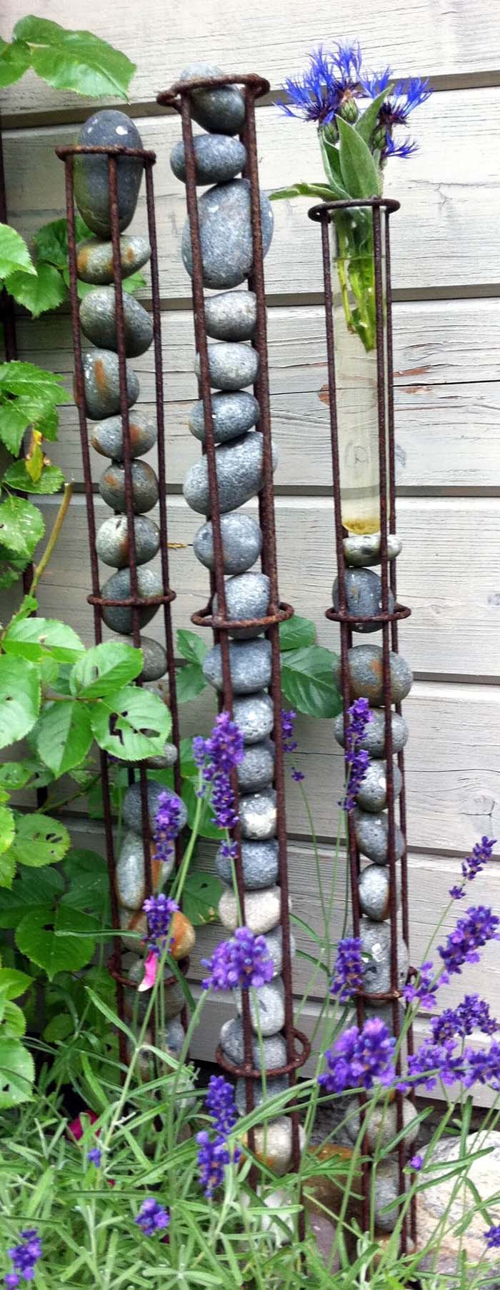 DIY River Rock Garden Sculpture #diy #garden #rocks #stones #decorhomeideas