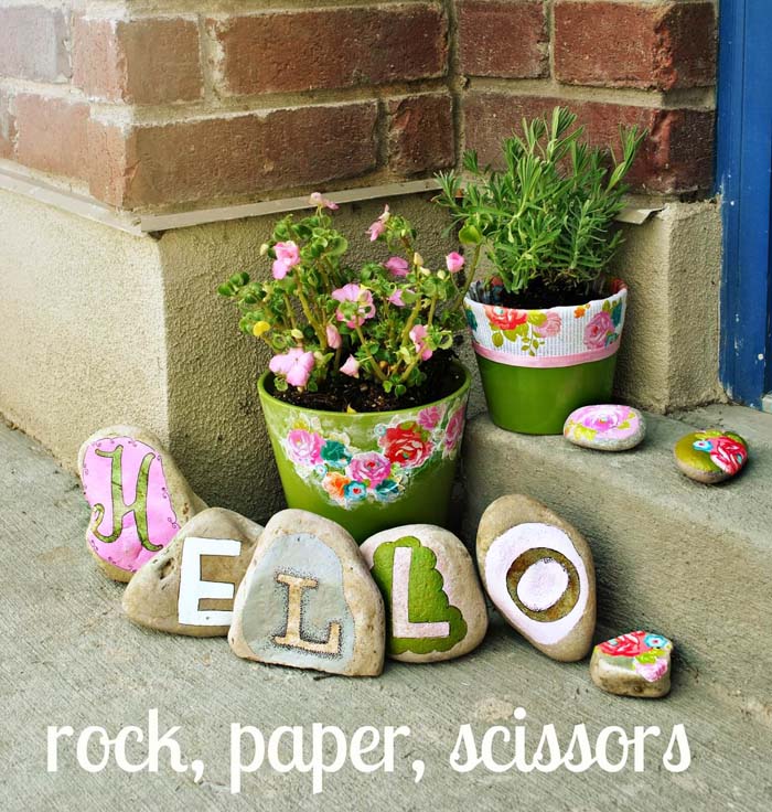 Painted Rock Hello Front Door Decoration #diy #garden #rocks #stones #decorhomeideas