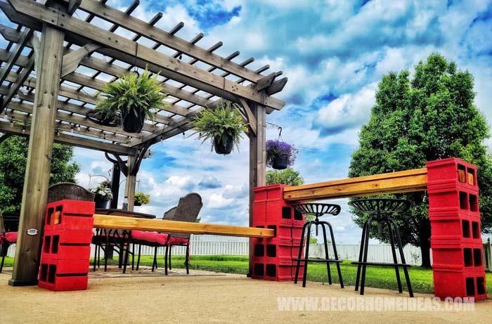 Pergola With Diy Cinder Blocks Bar 2