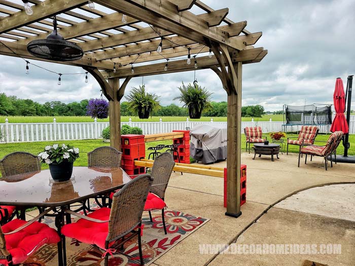 Pergola With Diy Cinder Blocks Bar