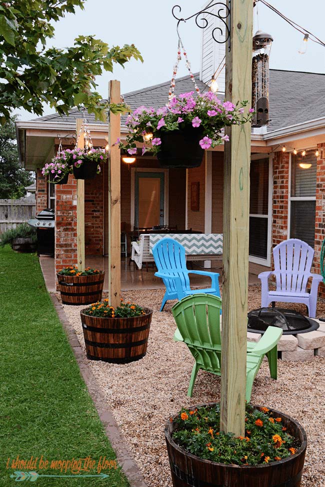 Picturesque Outdoor Planter “Lamp Posts” #diy #project #backyard #garden #decorhomeideas