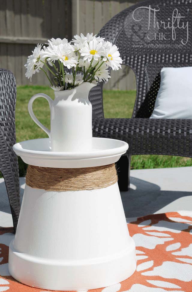 Pot-Side-Up Restructured Patio Table #diy #project #backyard #garden #decorhomeideas