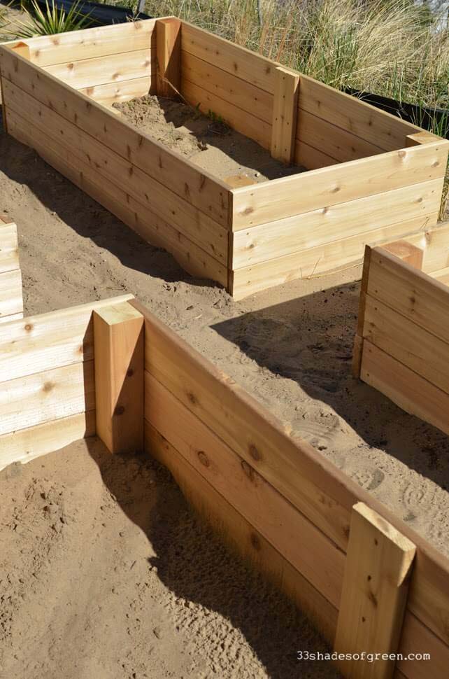 Simple Cedar Raised Garden Boxes #raisedbed #garden #diy #cheap #decorhomeideas