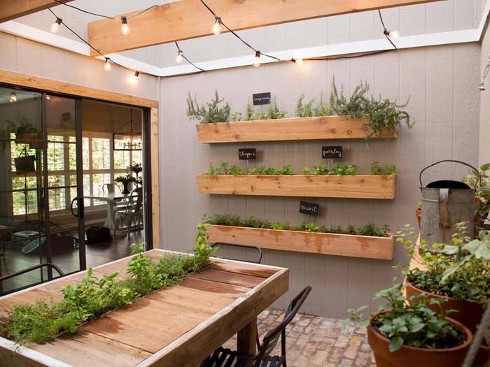 Three-Way Sun Room Herb Garden #diy #herbgarden #herbs #garden #ideas #decorhomeideas