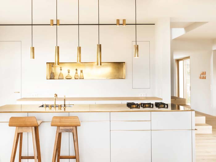 Gold And White Eclectic Metal Kitchen #kitchen #cabinets #metal #steel #decorhomeideas