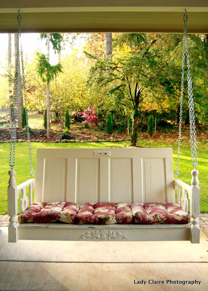 Antique Table Top To Swing Bed #porch #swing #bed #decorhomeideas