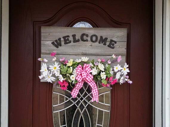 Assorted Flowers with Wooden Welcome Letters #farmhouse #summer #decor #decorhomeideas