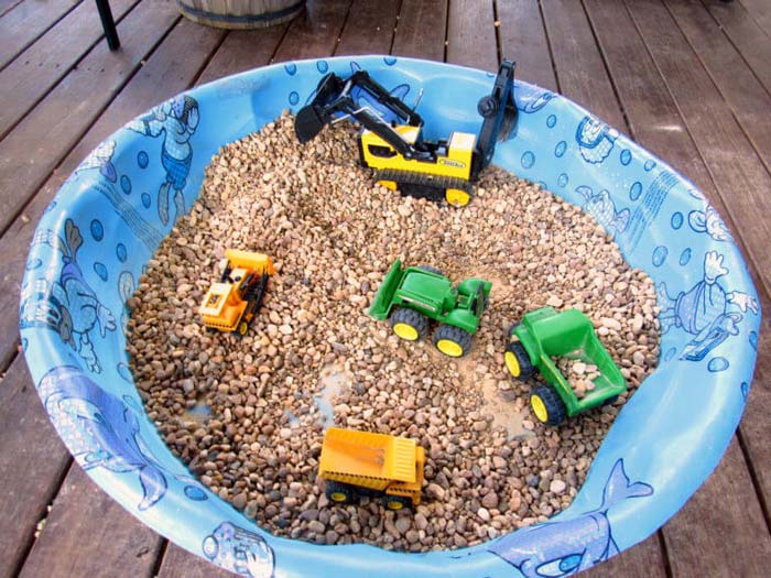 Backyard Construction Zone With Sand #diy #backyard #playarea #kids #decorhomeideas